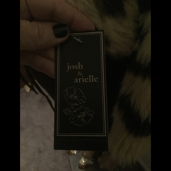 Josh and Arielle black paperbag waist cropped pant - Picture 6 of 7